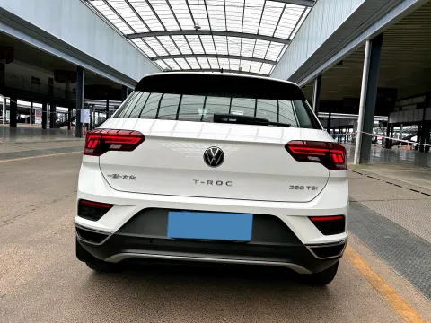 2021 Volkswagen T-Roc 1.4T 150HP L4 7DCT