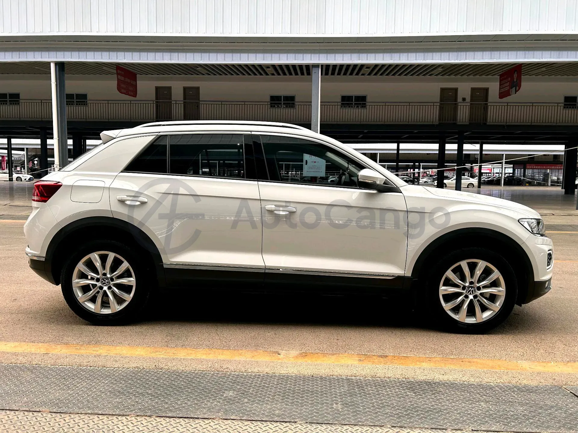 2021 Volkswagen T-Roc 1.4T 150HP L4 7DCT,autocango,china used car exporter,china ev exporter,chinese used car exporter,chinese used ev exporter
