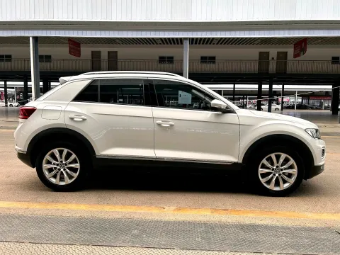 2021 Volkswagen T-Roc 1.4T 150HP L4 7DCT
