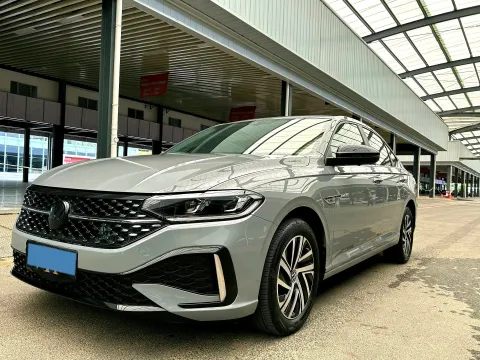 2023 VOLKSWAGEN LAVIDA,autocango,china used car exporter,china ev exporter,chinese used car exporter,chinese used ev exporter