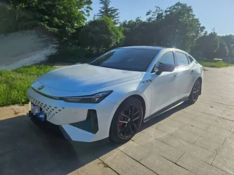 2024 CHANGAN UNI-V,autocango,china used car exporter,china ev exporter,chinese used car exporter,chinese used ev exporter