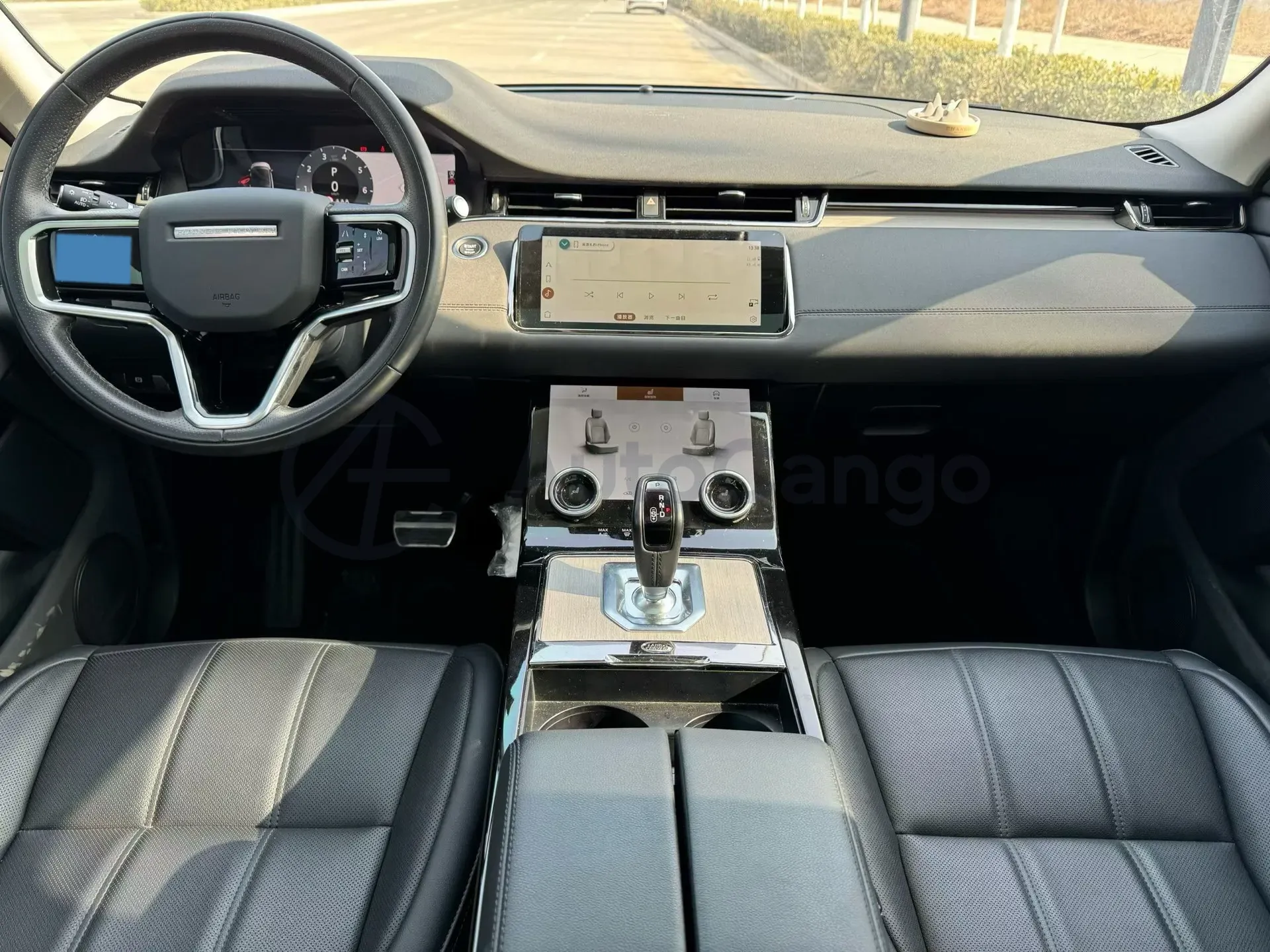 2023 Land Rover Range Rover Evoque 2.0T 249HP L4 9AT,autocango,china used car exporter,china ev exporter,chinese used car exporter,chinese used ev exporter