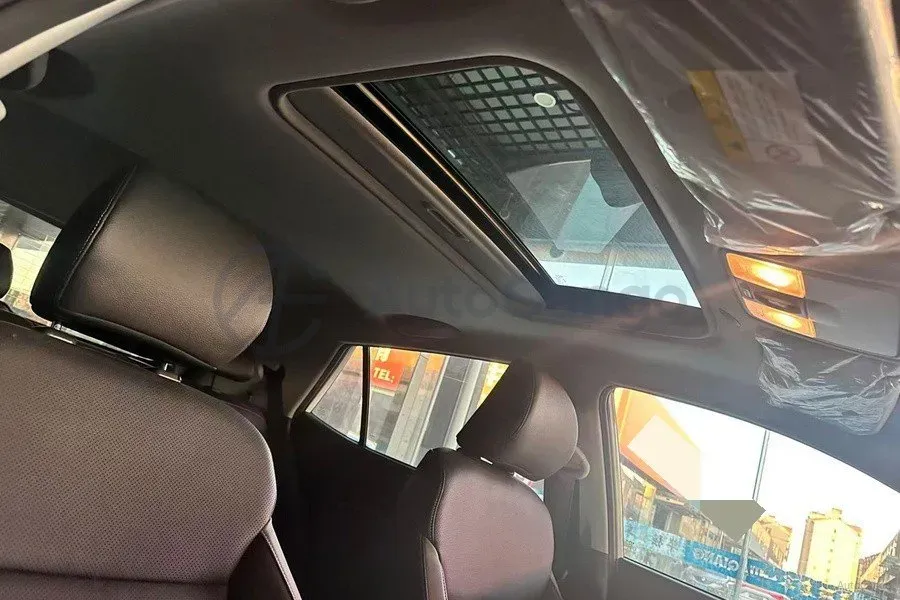 2021 Kia KX1 1.4L 100HP L4 6AT,autocango,china used car exporter,china ev exporter,chinese used car exporter,chinese used ev exporter