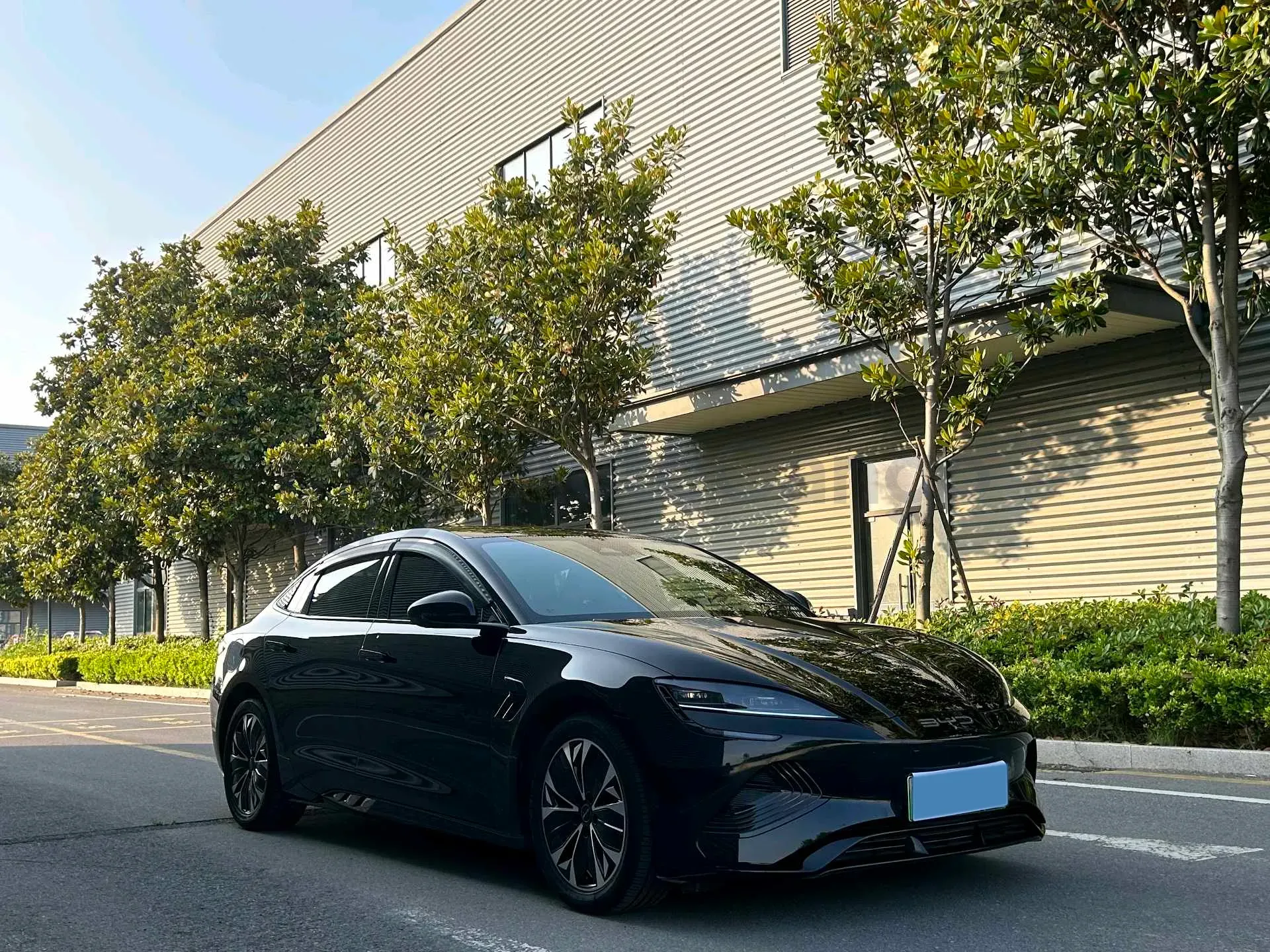 2022 MAXUS DaJia 5 BEV 70KWH,autocango,china used car exporter,china ev exporter,chinese used car exporter,chinese used ev exporter