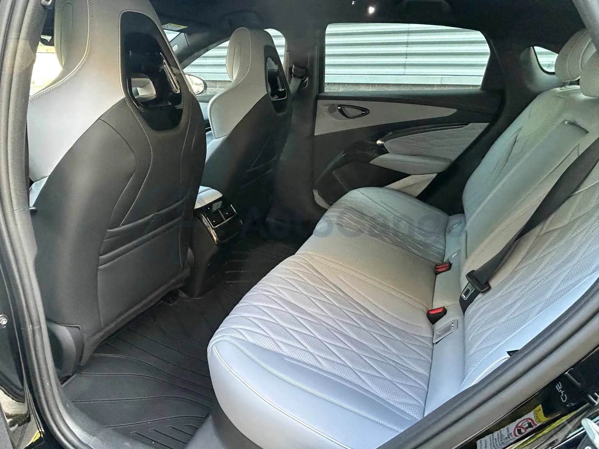 2022 MAXUS DaJia 5 BEV 70KWH,autocango,china used car exporter,china ev exporter,chinese used car exporter,chinese used ev exporter