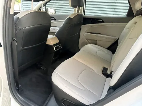 2023 Kia Sportage 1.5T 200HP L4 8AT
