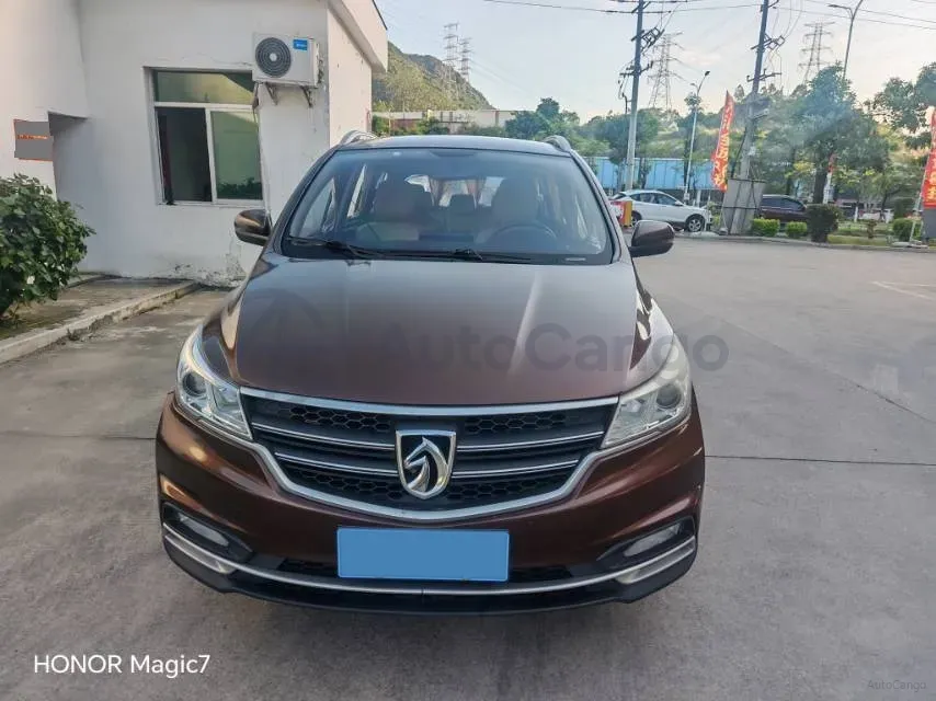 2019 BaoJun 730 1.5T 150HP L4 6MT,autocango,china used car exporter,china ev exporter,chinese used car exporter,chinese used ev exporter