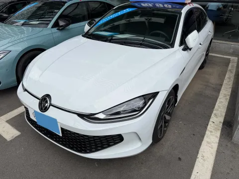 2024 VOLKSWAGEN LAMANDO,autocango,china used car exporter,china ev exporter,chinese used car exporter,chinese used ev exporter