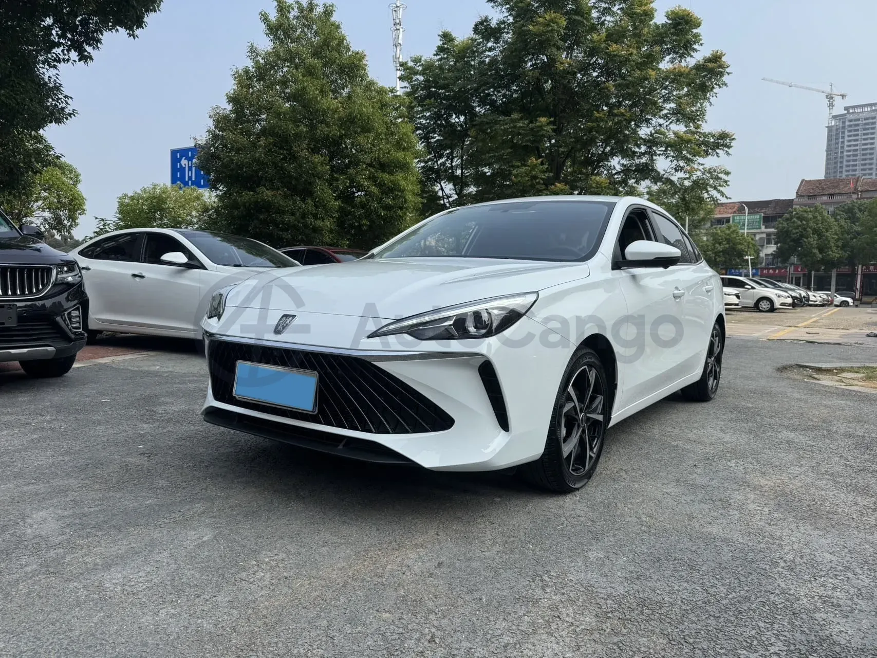 2023 Roewe i5 1.5L 129HP L4 CVT,autocango,china used car exporter,china ev exporter,chinese used car exporter,chinese used ev exporter