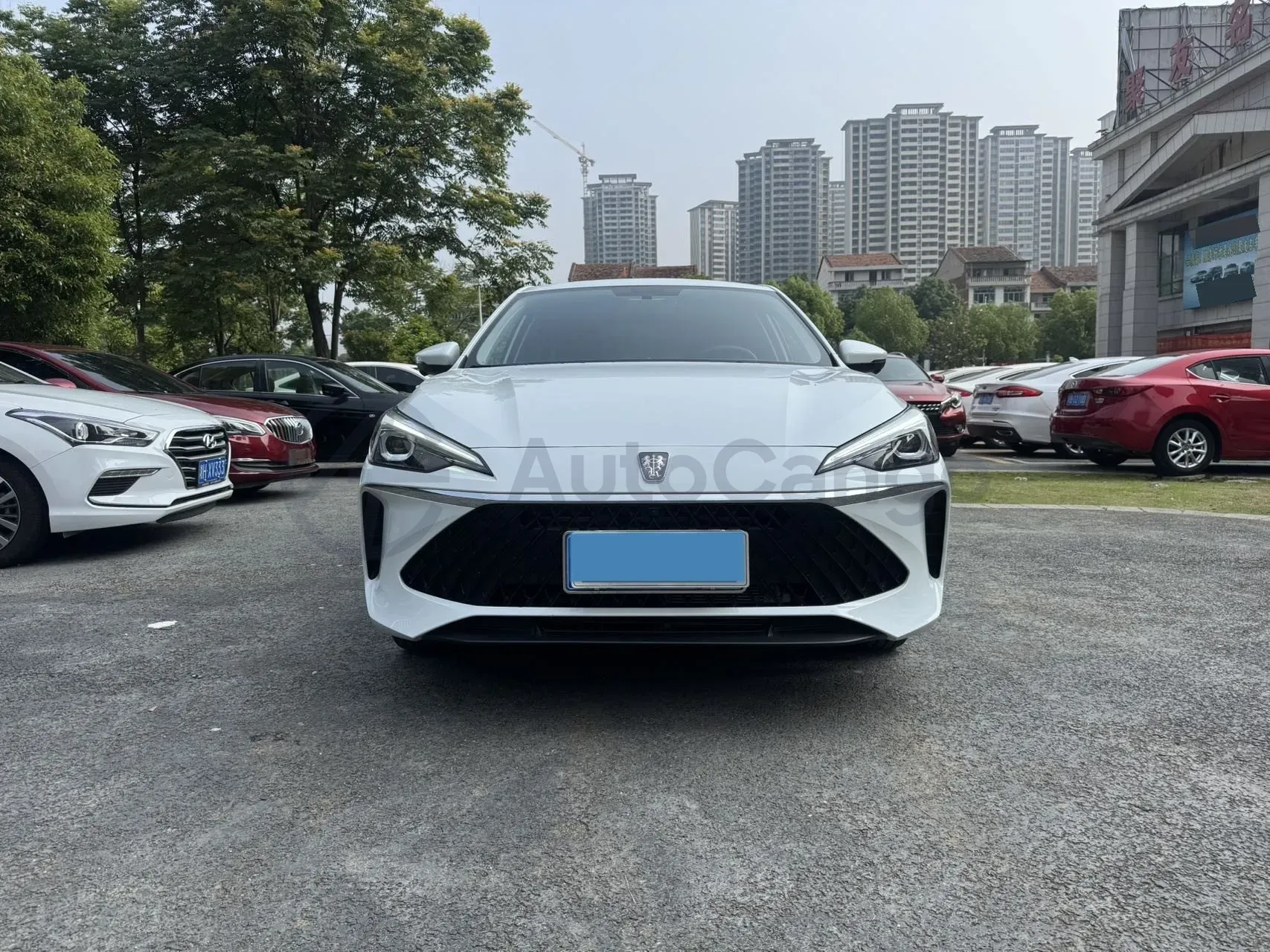 2023 Roewe i5 1.5L 129HP L4 CVT,autocango,china used car exporter,china ev exporter,chinese used car exporter,chinese used ev exporter