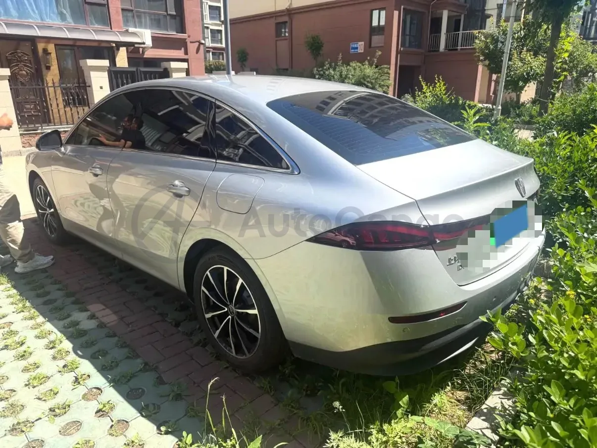 2025 Roewe D7 1.5L 112HP L4 1DHT PHEV 19.7KWH,autocango,china used car exporter,china ev exporter,chinese used car exporter,chinese used ev exporter
