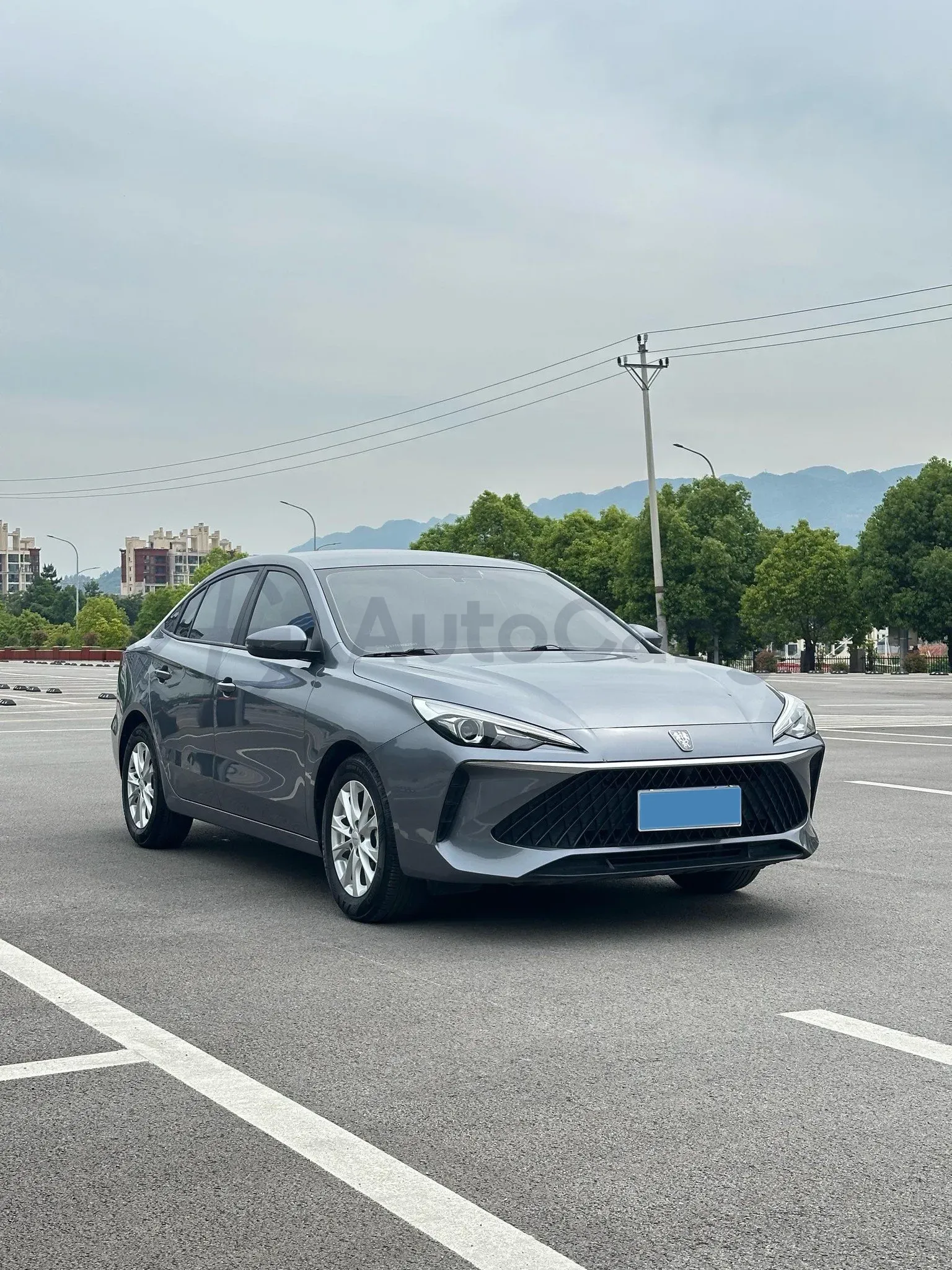 2023 Roewe i5 1.5L 129HP L4 5MT,autocango,china used car exporter,china ev exporter,chinese used car exporter,chinese used ev exporter