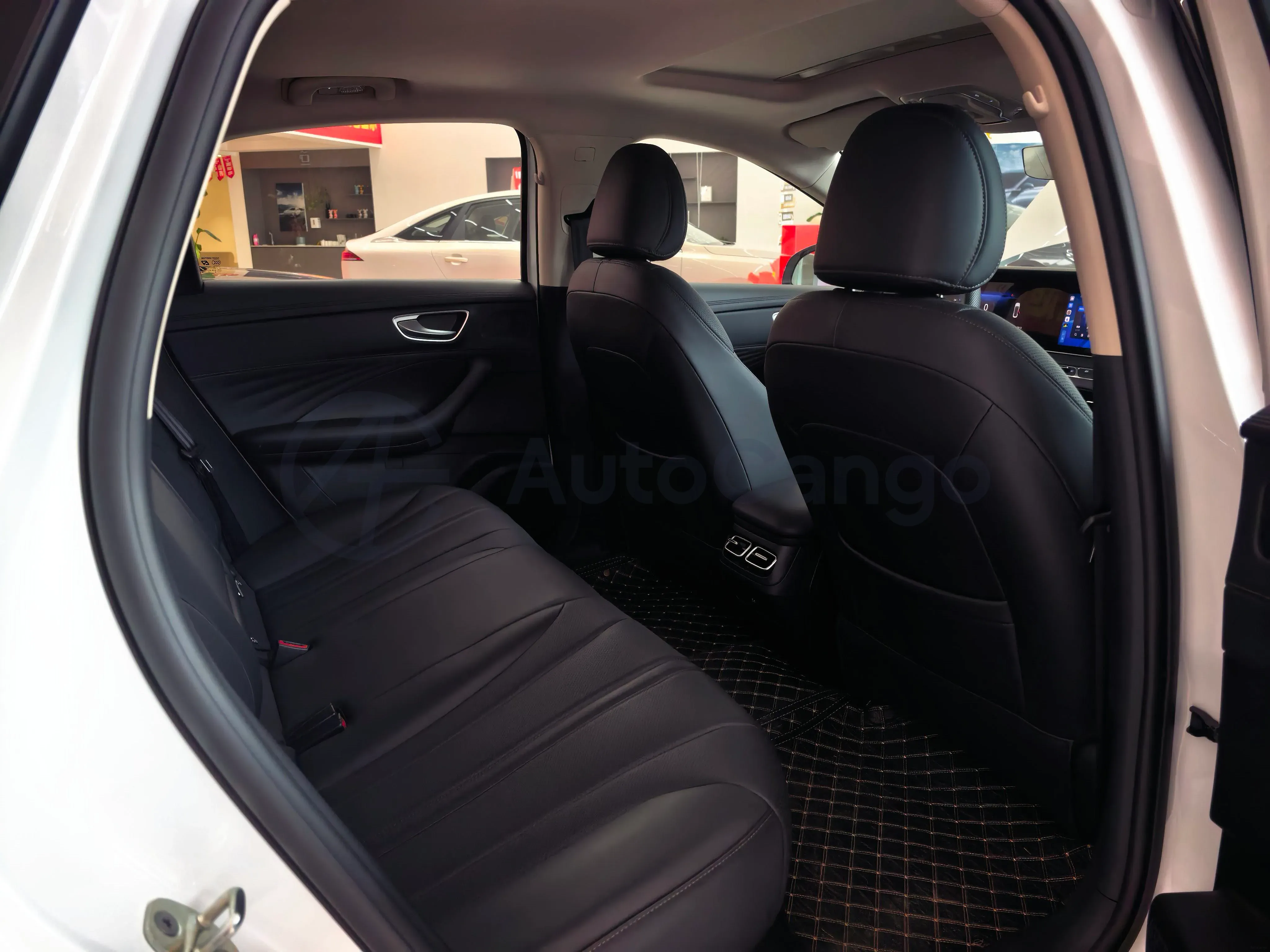 2025 Roewe D7 1.5L 112HP L4 1DHT PHEV 19.7KWH,autocango,china used car exporter,china ev exporter,chinese used car exporter,chinese used ev exporter