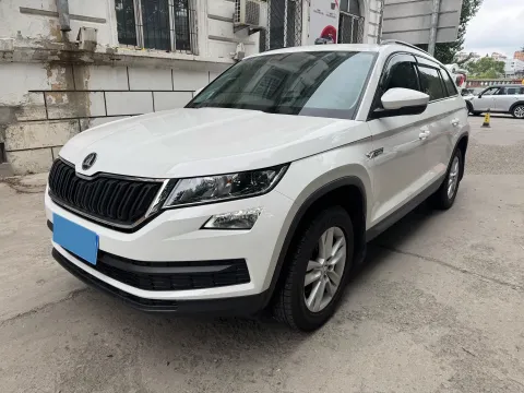 2019 BUICK ENVISIONPLUS,autocango,china used car exporter,china ev exporter,chinese used car exporter,chinese used ev exporter