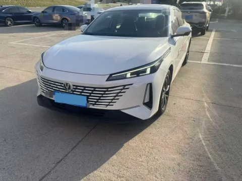 2024 CHANGAN EADO,autocango,china used car exporter,china ev exporter,chinese used car exporter,chinese used ev exporter