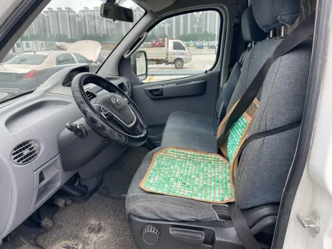 2020 MAXUS XinTu V80 2.5T 136HP L4 6MT