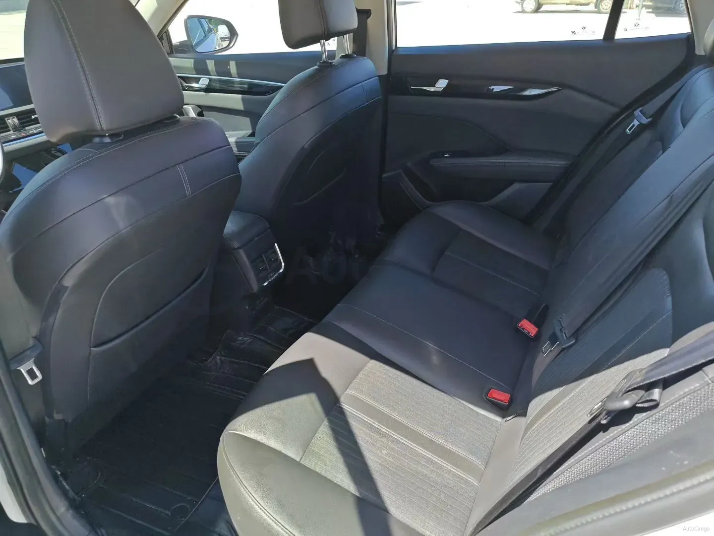 2020 DongFeng Aeolus YiXuan 1.5T 150HP L4 6DCT,autocango,china used car exporter,china ev exporter,chinese used car exporter,chinese used ev exporter