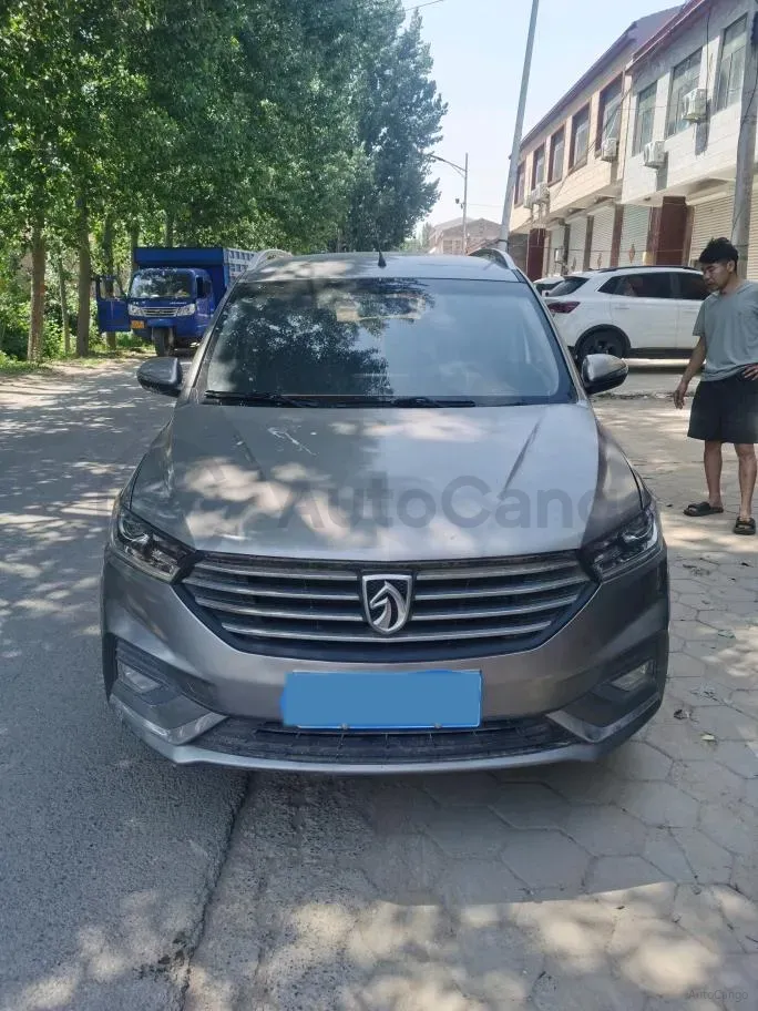 2018 BaoJun 360 1.5L 112HP L4 6MT,autocango,china used car exporter,china ev exporter,chinese used car exporter,chinese used ev exporter