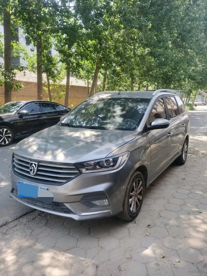 2018 BaoJun 360 1.5L 112HP L4 6MT,autocango,china used car exporter,china ev exporter,chinese used car exporter,chinese used ev exporter