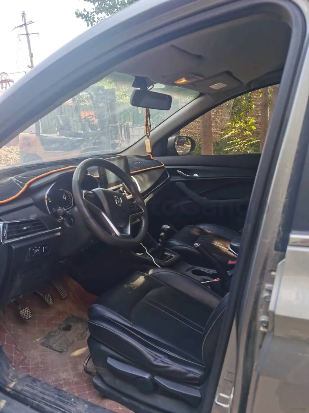 2018 BaoJun 360 1.5L 112HP L4 6MT,autocango,china used car exporter,china ev exporter,chinese used car exporter,chinese used ev exporter