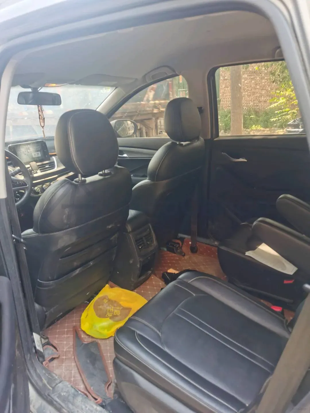2018 BaoJun 360 1.5L 112HP L4 6MT,autocango,china used car exporter,china ev exporter,chinese used car exporter,chinese used ev exporter