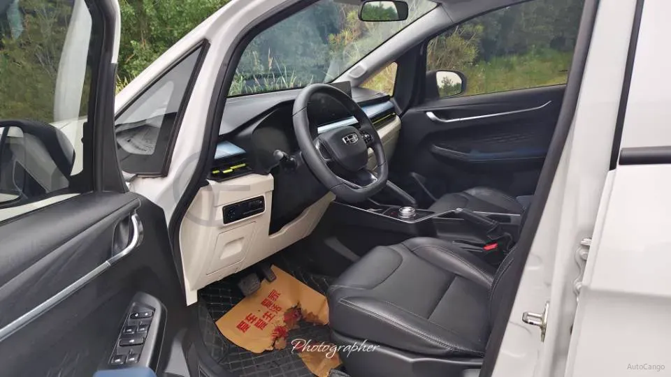 2021 WuLing Nano EV BEV 28KWH,autocango,china used car exporter,china ev exporter,chinese used car exporter,chinese used ev exporter