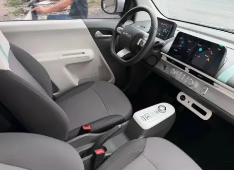 2025 LingBox BOX BEV 19.2KWH,autocango,china used car exporter,china ev exporter,chinese used car exporter,chinese used ev exporter