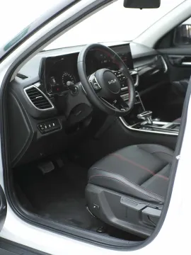 2021 Kia KX3 1.5L 115HP L4 CVT