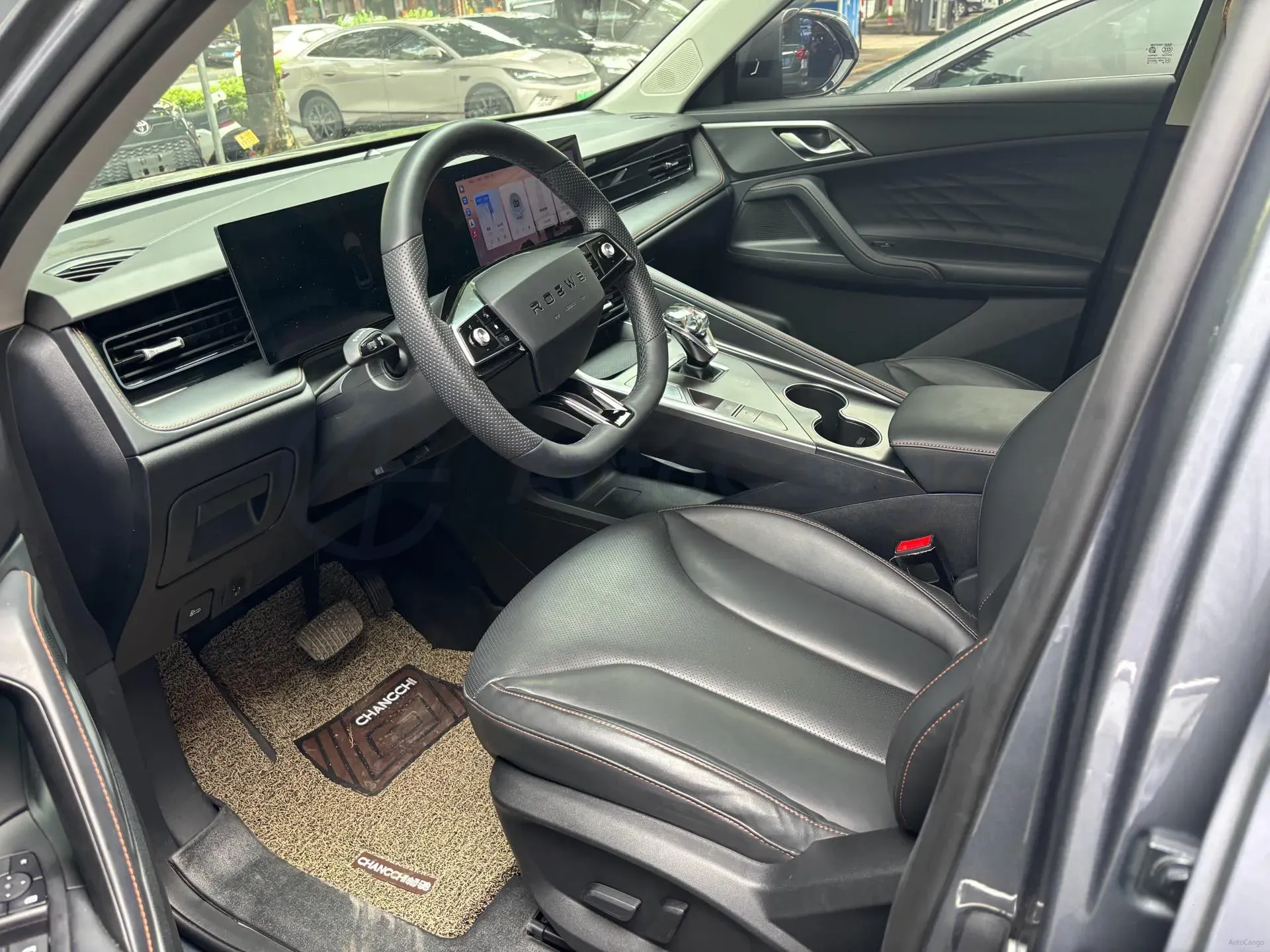 2023 Roewe RX5 1.5T 188HP L4 7DCT,autocango,china used car exporter,china ev exporter,chinese used car exporter,chinese used ev exporter