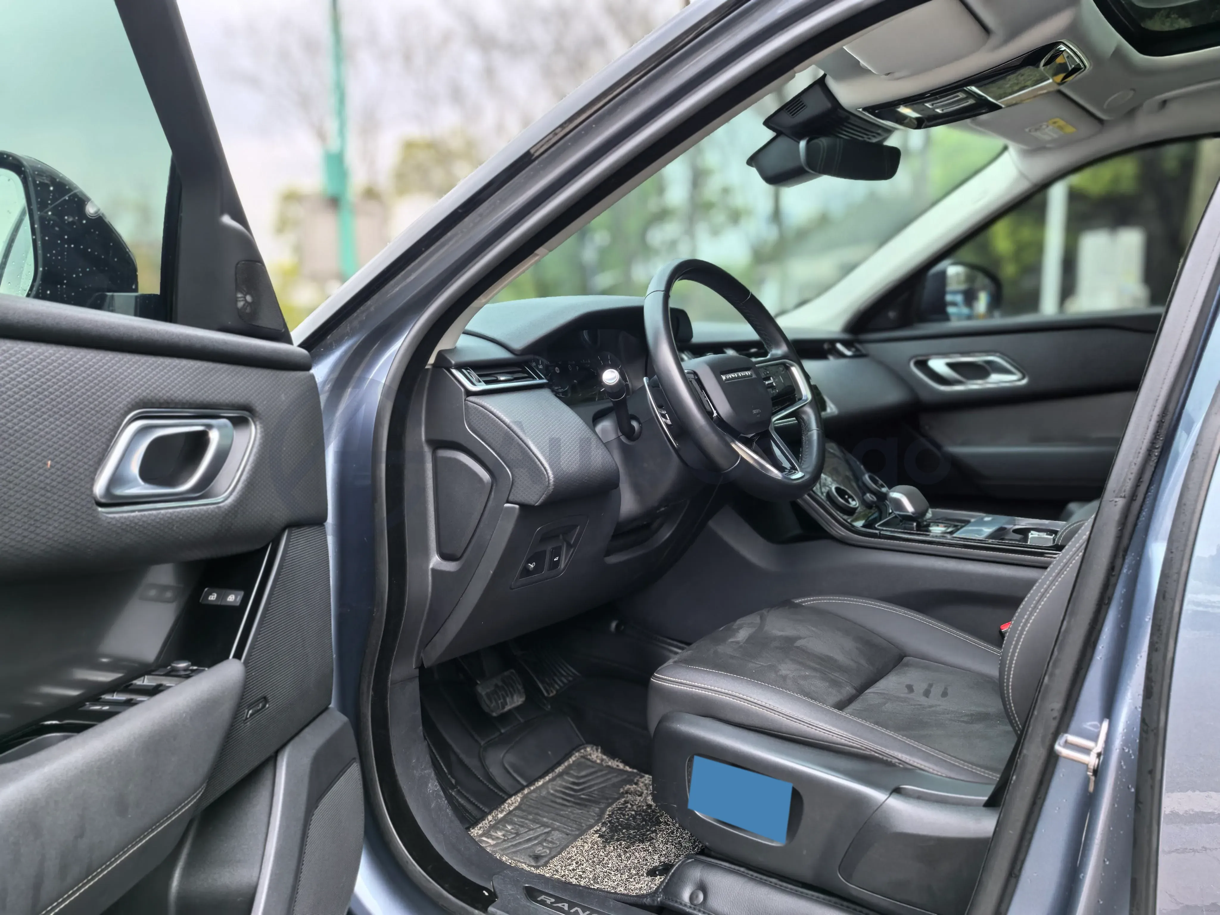 2022 Land Rover Range Rover Velar 2.0T 250HP L4 8AT,autocango,china used car exporter,china ev exporter,chinese used car exporter,chinese used ev exporter