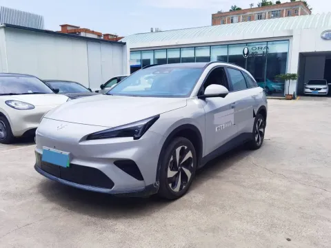 2026 ARCFOX ΑT5,autocango,china used car exporter,china ev exporter,chinese used car exporter,chinese used ev exporter