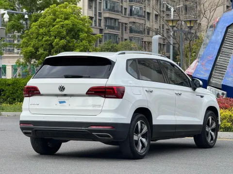 2021 Volkswagen Tharu 1.4T 150HP L4 7DCT