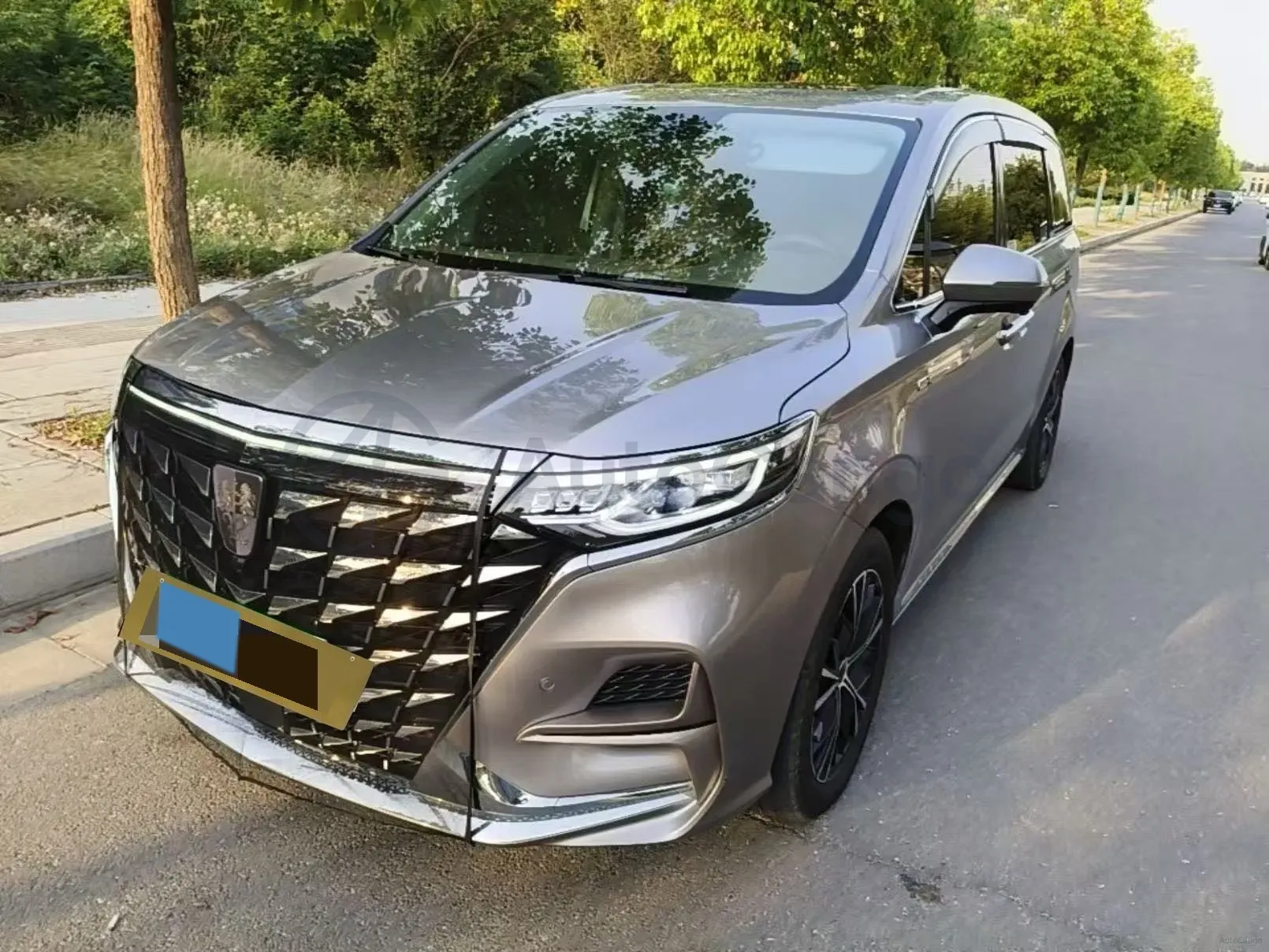 2023 Roewe iMAX8 2.0T 234HP L4 8AT,autocango,china used car exporter,china ev exporter,chinese used car exporter,chinese used ev exporter