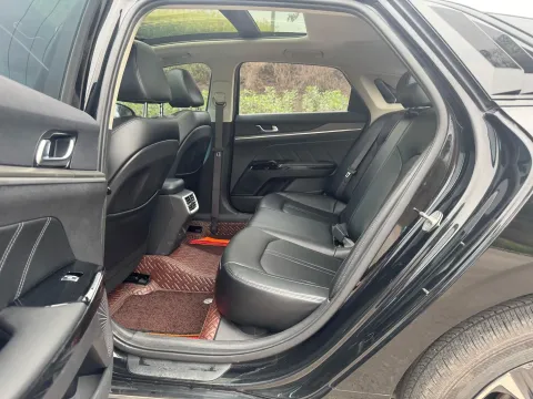2020 Kia K5 1.5T 170HP L4 7DCT
