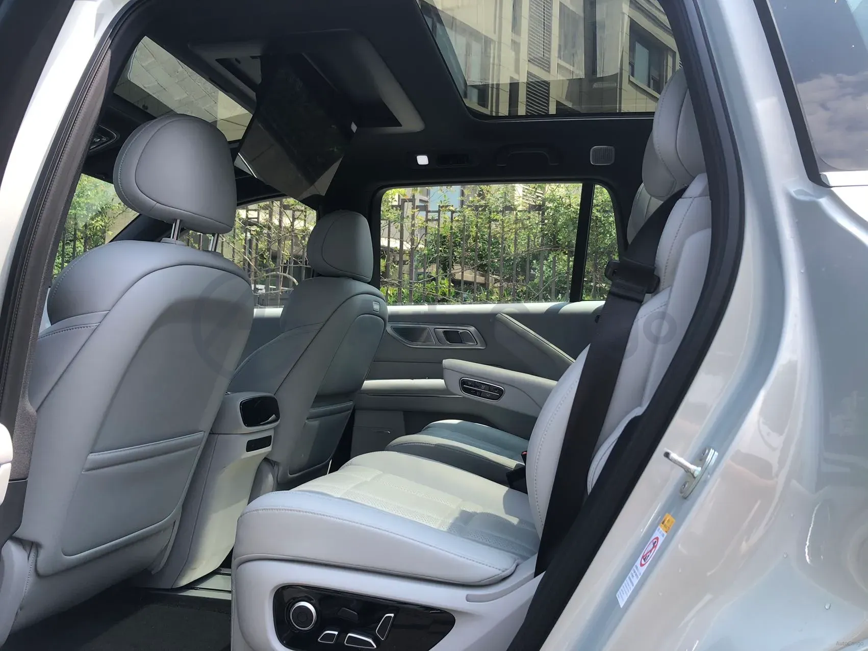 2025 Deepal S09 REEV 150HP REEV,autocango,china used car exporter,china ev exporter,chinese used car exporter,chinese used ev exporter