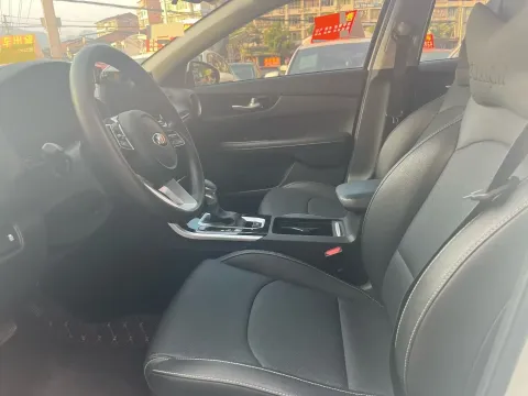 2019 Kia K3 1.5L 115HP L4 CVT
