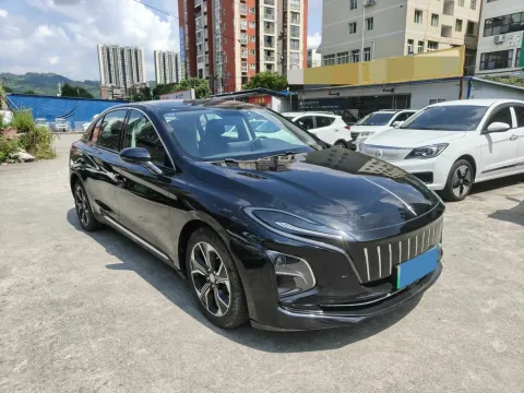 2023 HongQi E-QM5 BEV 54KWH