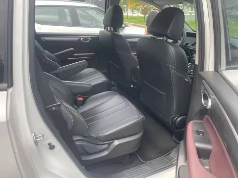 2023 GAC Trumpchi M6 1.5T 177HP L4 7DCT,autocango,china used car exporter,china ev exporter,chinese used car exporter,chinese used ev exporter