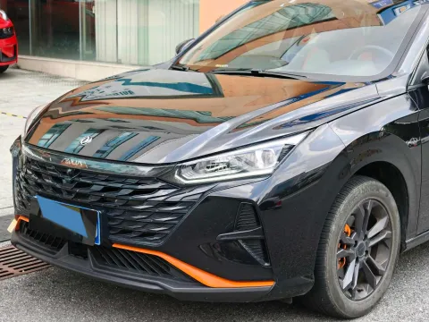 2023 DongFeng Aeolus YiXuan 1.5L 125HP L4 6DCT