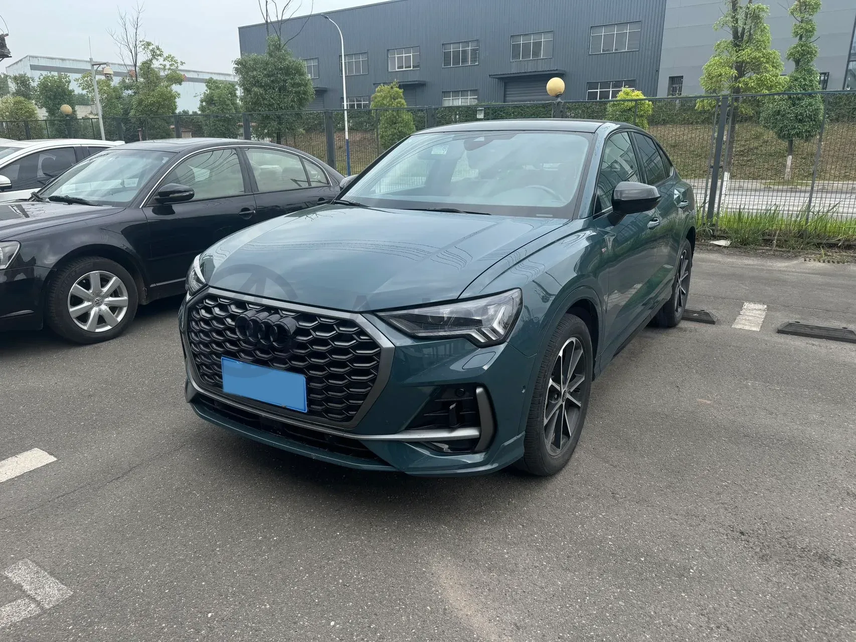 2023 Audi Q3 Sportback 2.0T 220HP L4 7DCT,autocango,china used car exporter,china ev exporter,chinese used car exporter,chinese used ev exporter
