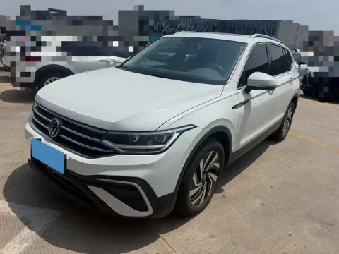 2023 VOLKSWAGEN TIGUAN L,autocango,china used car exporter,china ev exporter,chinese used car exporter,chinese used ev exporter