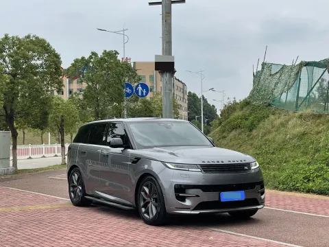 2025 Land Rover Range Rover Sport 3.0T 400HP L6 8AT