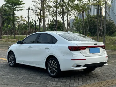 2020 Kia K3 1.5L 115HP L4 CVT