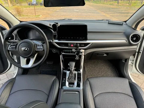 2020 Kia K3 1.5L 115HP L4 CVT
