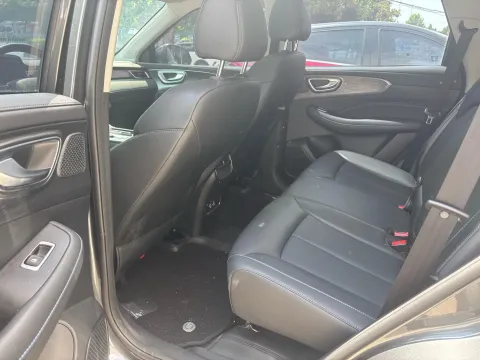2025 Roewe RX5 1.5T 181HP L4 7DCT