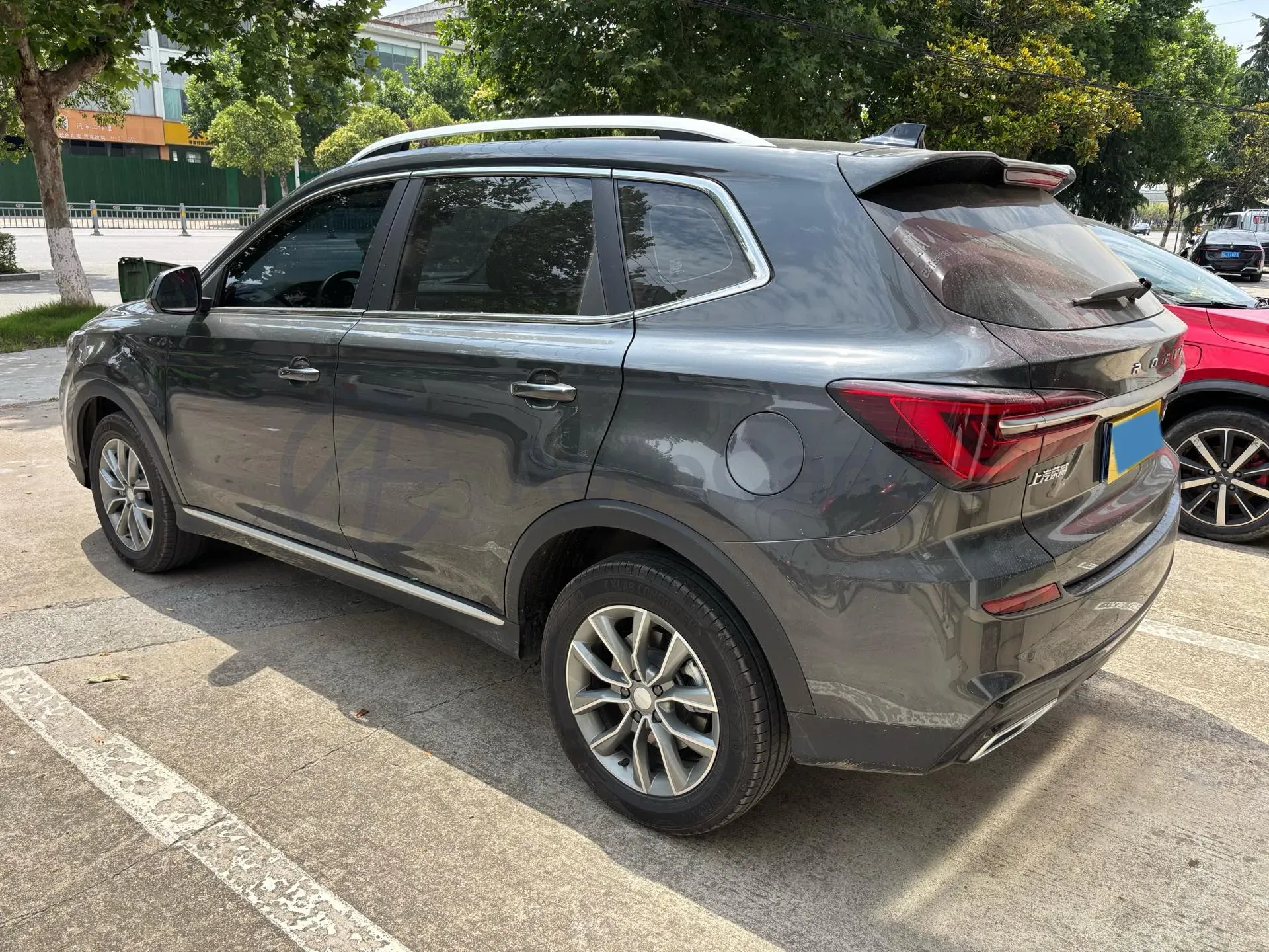 2025 Roewe RX5 1.5T 181HP L4 7DCT,autocango,china used car exporter,china ev exporter,chinese used car exporter,chinese used ev exporter