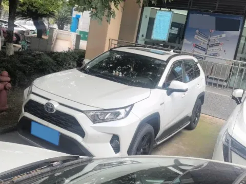 2022 TOYOTA RAV4,autocango,china used car exporter,china ev exporter,chinese used car exporter,chinese used ev exporter