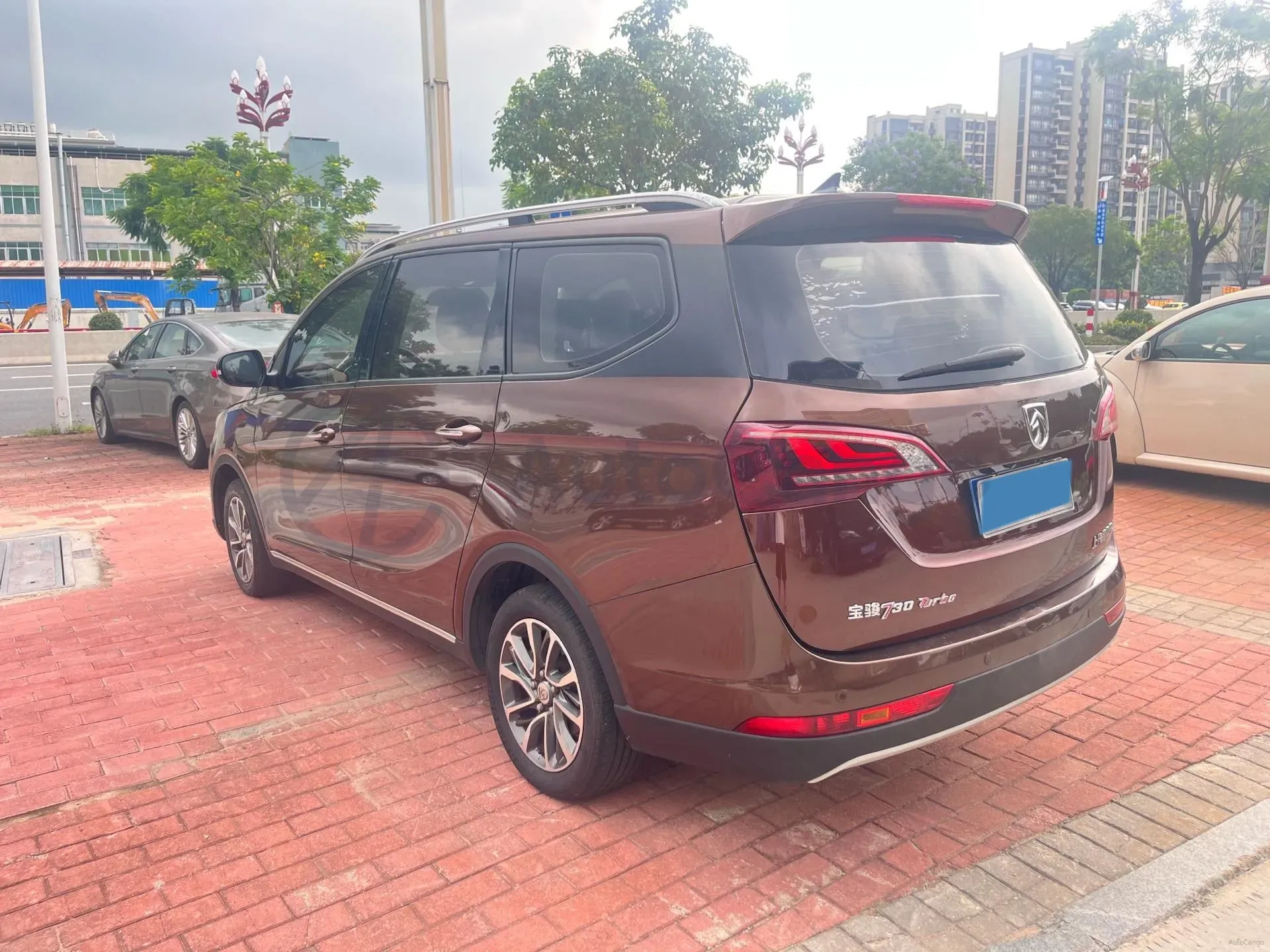 2019 BaoJun 730 1.5T 147HP L4 CVT,autocango,china used car exporter,china ev exporter,chinese used car exporter,chinese used ev exporter