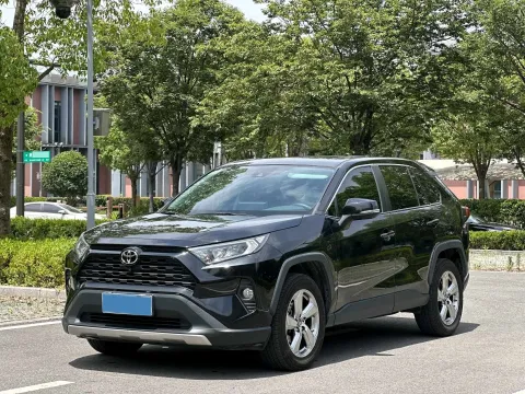 2021 TOYOTA RAV4,autocango,china used car exporter,china ev exporter,chinese used car exporter,chinese used ev exporter
