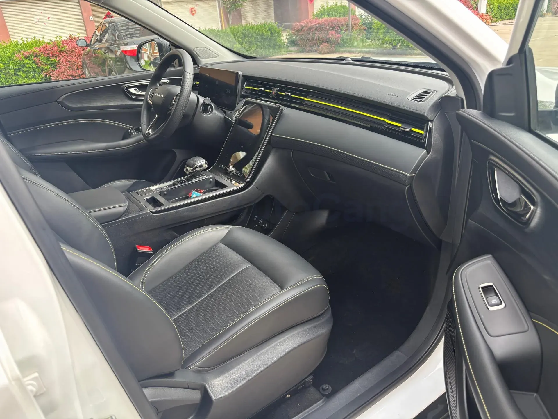 2021 Roewe RX5 1.5T 173HP L4 7DCT,autocango,china used car exporter,china ev exporter,chinese used car exporter,chinese used ev exporter